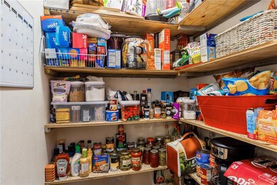 701 Rosedale Dr unit 17A, Center Point, IA 52213 - photo 6