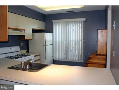 647 Yorkshire Ct unit F, Sewell, NJ 08080 - photo 7