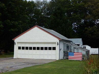 111 Curran Rd, Cumberland, RI 02864 - photo 2