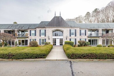 324 Russell Rd unit 113, Westfield, MA 01085 - photo 2