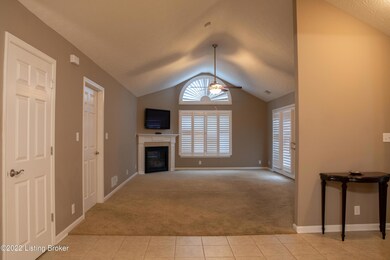 10720 Glenmary Springs Dr, Louisville, KY 40291 - photo 3