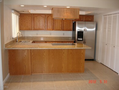 Big Kitchen w/new Stainless Refrigerator