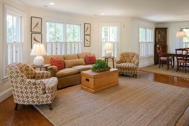 619 Washington St unit D, Wellesley, MA 02482 - photo 5