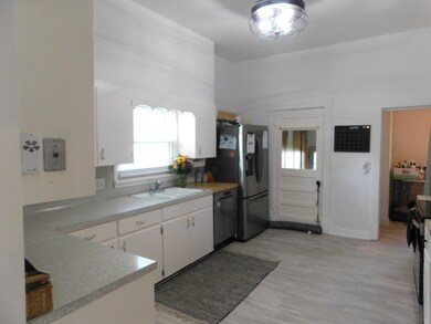 701 S Center St, Shenandoah, IA 51601 - photo 2