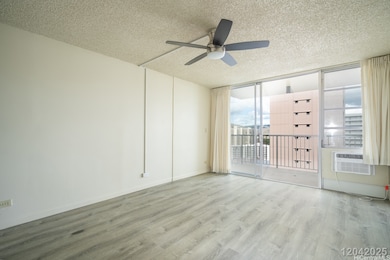 Century West unit 1403, Honolulu, HI 96818 - photo 3