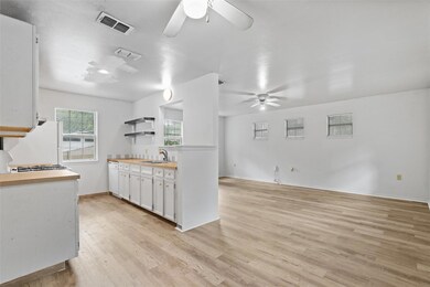1304 Delano St unit B, Austin, TX 78721 - photo 3