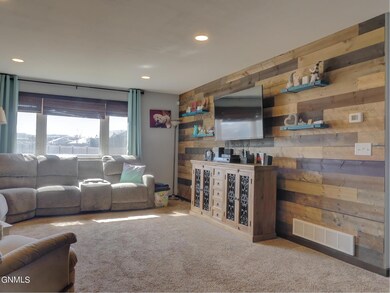 409 Keidel Trail SW Mandan ND 58554