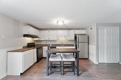 858 Ivy Brush Ct, Columbus, OH 43228 - photo 7