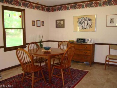 629 Inwood Rd, Asheboro, NC 27205 - photo 7