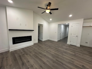 107 S Lee St, Chesnee, SC 29323 - photo 4