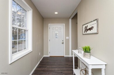 1901 Washington Ave, Des Moines, IA 50314 - photo 2