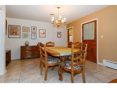 318 N Lincoln St, Batavia, IL 60510 - photo 7