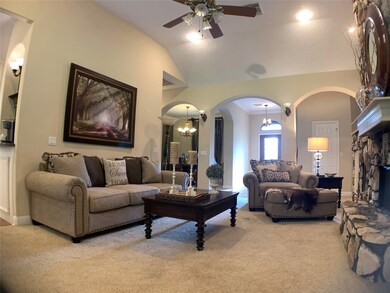 3387 Clearwood Cir, Alvin, TX 77511 - photo 7