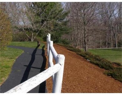 69 Milliken Ave unit 18, Franklin, MA 02038 - photo 4