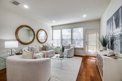 1720 Brookview Dr, Carrollton, TX 75007 - photo 4