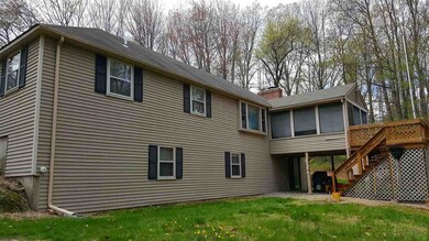 16 Camelot Dr, Bedford, NH 03110 - photo 2