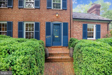 6914 Pineway, University Park, MD 20782 - photo 5