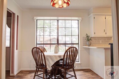 452 E Greenfield Dr, Wake Village, TX 75501 - photo 6