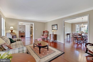 6203 Falcon Landing Ct, Burke, VA 22015 - photo 7