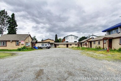 Multi-Family Complex In Heart of Spenard