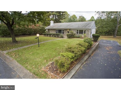 228 Brookthorpe Cir, Broomall, PA 19008 - photo 3