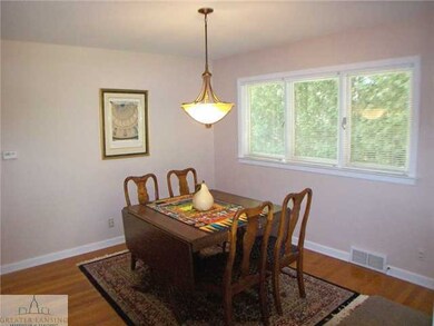 2818 N Cambridge Rd, Lansing, MI 48911 - photo 7