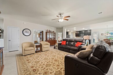 19226 Red Cascade Ct, Tomball, TX 77377 - photo 7