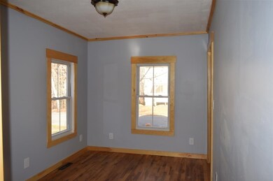 55 Pleasant St, Plymouth, NH 03264 - photo 4