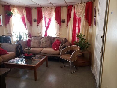 46 Daboll St, Providence, RI 02907 - photo 4