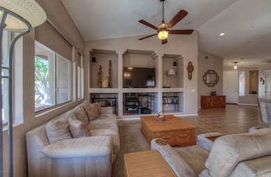 004_Living Room