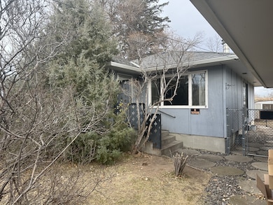 121 18th St SW, Great Falls, MT 59404 - photo 3