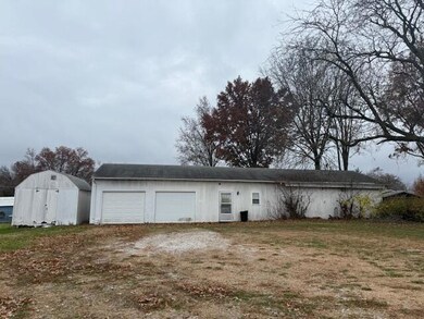 628 Woodland Ave, Moberly, MO 65270 - photo 6