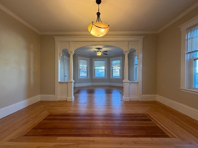 320 Wood St unit 2, New Bedford, MA 02745 - photo 3