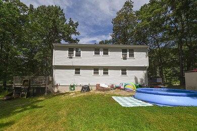 17 English Range Rd, Derry, NH 03038 - photo 2