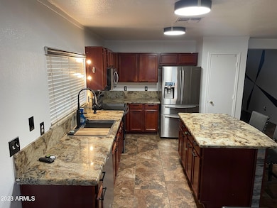 578 W Racine Loop, Casa Grande, AZ 85122 - photo 5