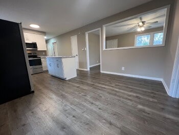 504 Overton Dr, Clarksville, TN 37042 - photo 7