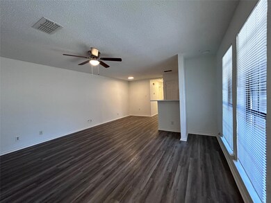 9315 Kempler Dr unit B, Austin, TX 78748 - photo 2