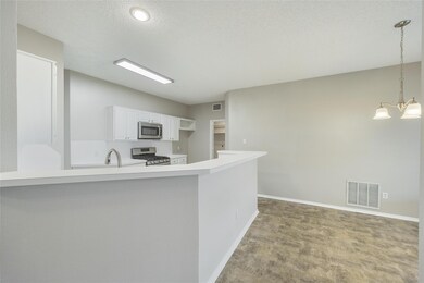 6105 Hawkeye Rd, Rowlett, TX 75089 - photo 7