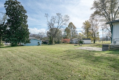 32 Birchwood St, Pikeville, TN 37367 - photo 7