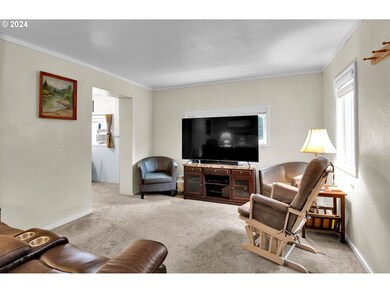 37968 Railroad Ln, Marcola, OR 97454 - photo 4