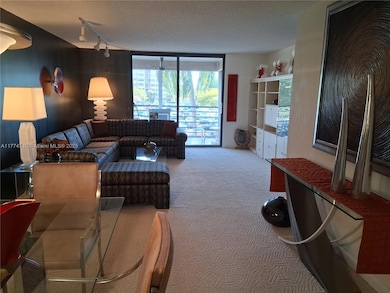 1300 St Charles Place unit 308, Pembroke Pines, FL 33026 - photo 3