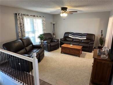 519 S Washington St, Raymore, MO 64083 - photo 5