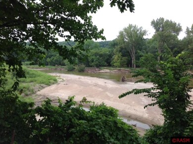 924 Cottonwood St, New Ulm, MN 56073 - photo 5