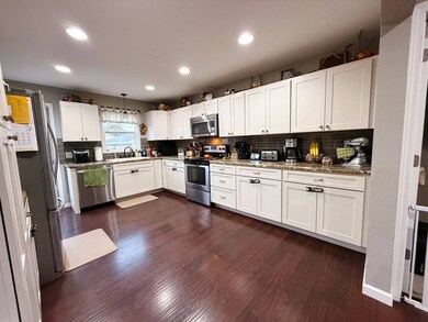 312 W Woodsfield St, Norton, KS 67654 - photo 4