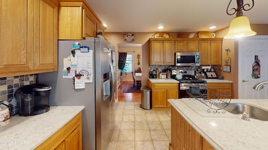 173 Conashaugh Trail, Milford, PA 18337 - photo 4