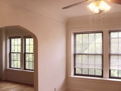 1123 Washington Blvd unit 2E, Oak Park, IL 60302 - photo 5