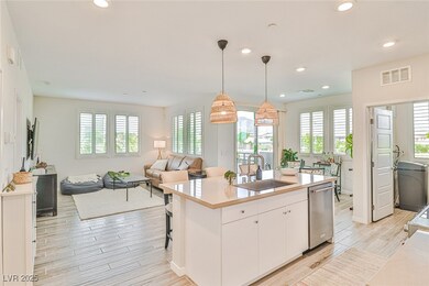 11290 Hidden Peak Ave unit 208, Las Vegas, NV 89135 - photo 5