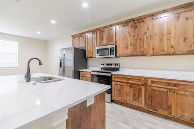 303 Bobs Trail unit D, Bastrop, TX 78602 - photo 3