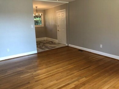 2320 5th Ave SW, Hickory, NC 28602 - photo 3