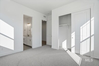 2221 N Kenora Ave, Star, ID 83669 - photo 6